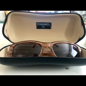 CHANEL Accessories - Chanel Brown sunglasses CHANEL Accessories - Chanel Brown sunglasses